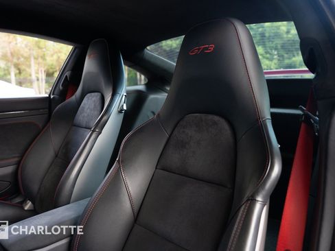 Used 2015 Porsche 911 GT3 RWD image 19