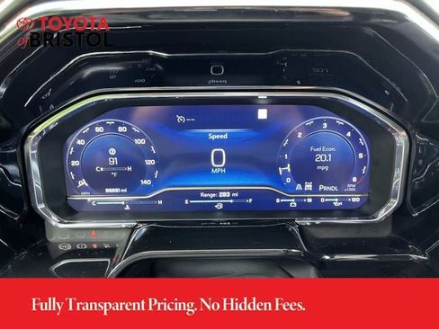 Used 2023 Chevrolet Silverado 1500 LT w/ Z71 Off-Road Package AWD/4WD image 36