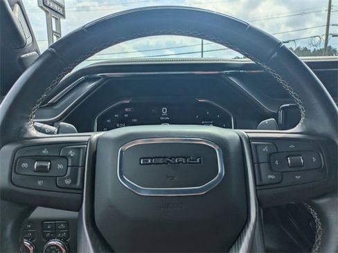 Used 2025 GMC Sierra 1500 Denali Ultimate image 32