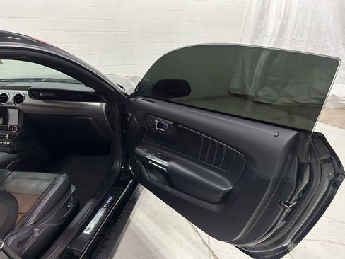 Used 2019 Ford Mustang Premium image 15