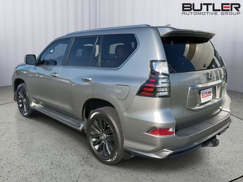 Certified 2023 Lexus GX 460 Luxury w/ Sport Design Package AWD/4WD image 4
