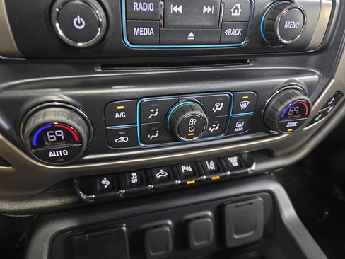 Used 2019 GMC Sierra 3500 Denali w/ Duramax Plus Package image 24