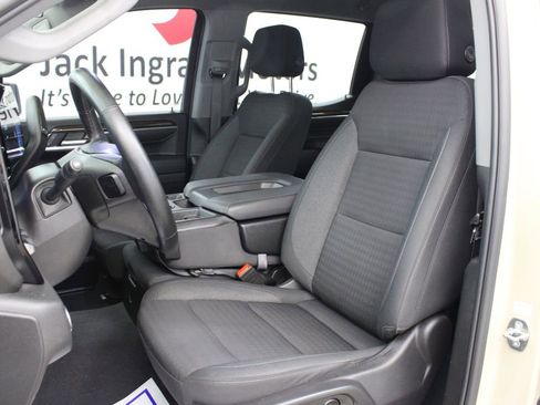 Used 2023 GMC Sierra 1500 Elevation image 15