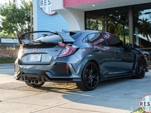 Used 2019 Honda Civic Type R image 6