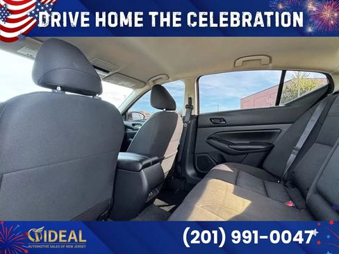 Used 2024 Nissan Altima 2.5 SV FWD image 20