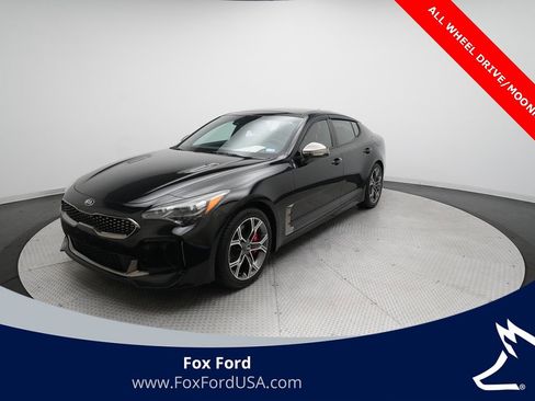 Used 2018 Kia Stinger GT2 image 1
