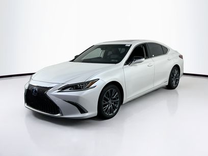 Used 2021 Lexus ES 300h w/ Premium Package
