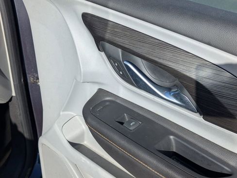 Used 2019 GMC Terrain SLT w/ Preferred Package image 36