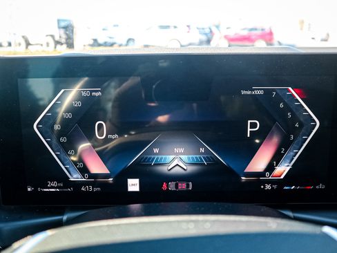 Used 2024 BMW 430i Convertible w/ Convenience Package image 21