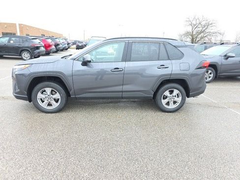 New 2025 Toyota RAV4 XLE image 4