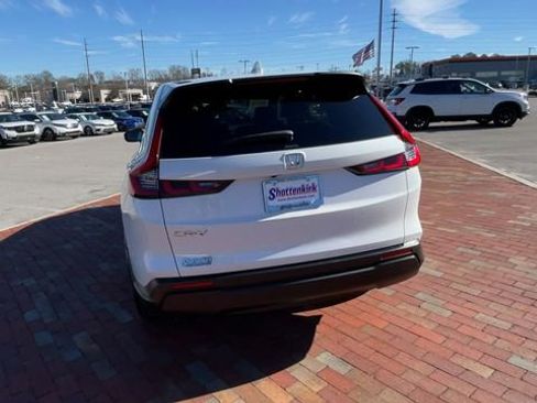 Certified 2024 Honda CR-V EX image 8