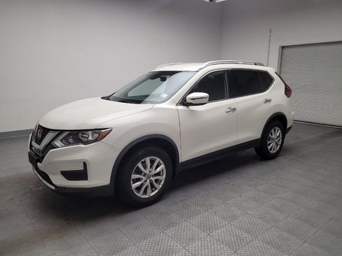 Used 2019 Nissan Rogue SV AWD/4WD image 2