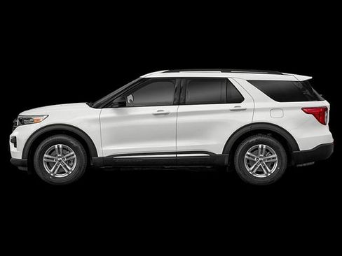 Used 2022 Ford Explorer XLT w/ Equipment Group 202A RWD image 24