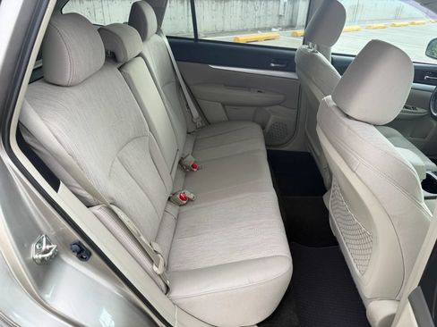 Used 2014 Subaru Outback 2.5i Premium w/ Moonroof Package AWD/4WD image 20