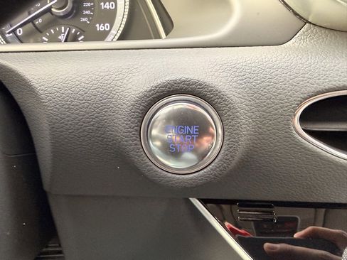 Used 2023 Hyundai Sonata Blue image 11