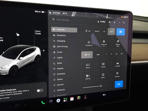 Used 2022 Tesla Model Y Long Range AWD/4WD image 23