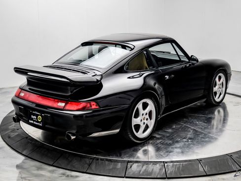 Used 1997 Porsche 911 Carrera S image 22