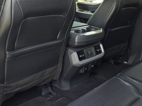 Used 2024 Ford F150 Lariat w/ FX4 Off-Road Package AWD/4WD image 37