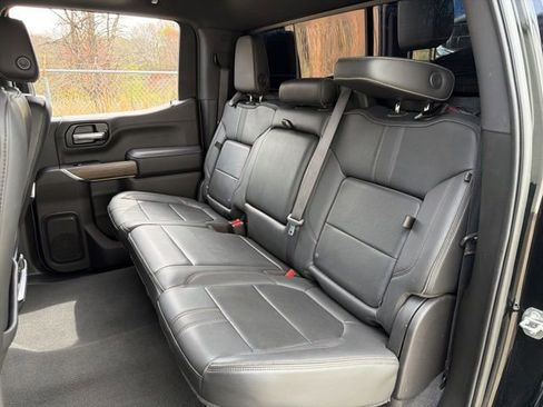 Used 2022 Chevrolet Silverado 1500 High Country image 21