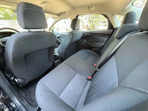 Used 2016 Ford Focus S image 22