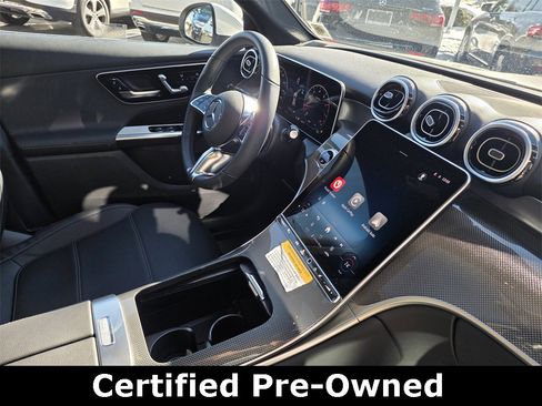 Certified 2025 Mercedes-Benz GLC 300 4MATIC image 33