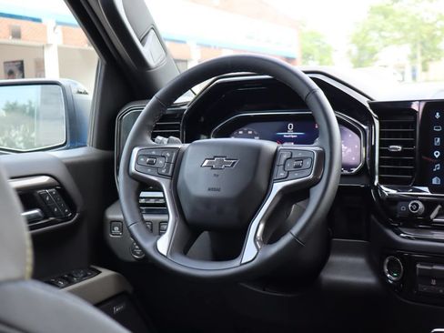 Used 2026 Chevrolet Silverado 1500 ZR2 AWD/4WD image 50