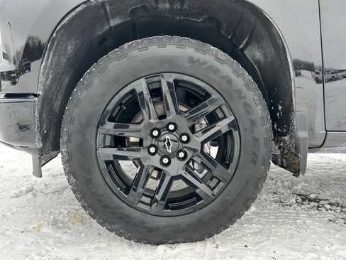 Used 2025 Chevrolet Silverado 1500 RST image 11