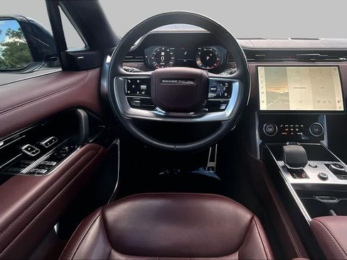 Used 2023 Land Rover Range Rover SE AWD/4WD image 6