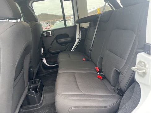 Used 2023 Jeep Wrangler Unlimited Sport image 10