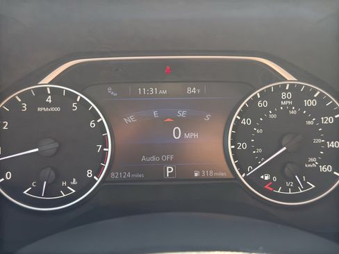 Used 2016 Nissan Maxima Platinum FWD image 16