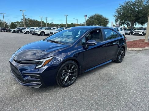 Used 2025 Toyota Corolla SE image 10