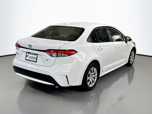 Used 2020 Toyota Corolla LE image 7