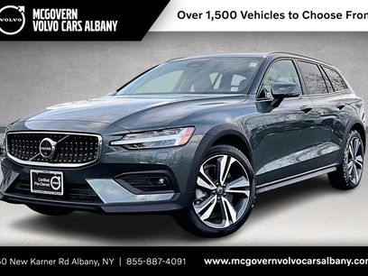 Certified 2026 Volvo V60 B5 Cross Country Plus w/ Protection Package Premier
