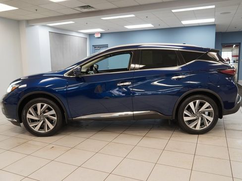 Used 2020 Nissan Murano SL w/ Moonroof Package image 2