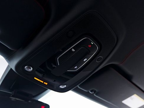 Used 2024 Lamborghini Urus Performante image 97