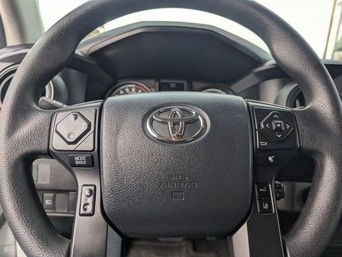 Used 2020 Toyota Tacoma SR image 21