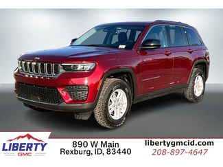 Used 2023 Jeep Grand Cherokee Laredo video 1