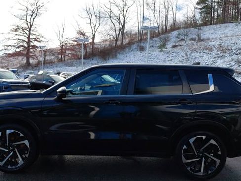 Used 2022 Mitsubishi Outlander ES image 7