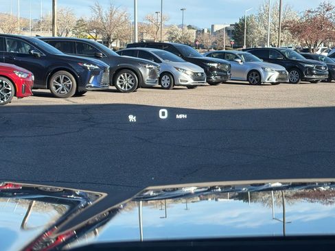 Used 2021 GMC Acadia Denali w/ Denali Technology Package image 14