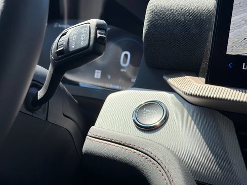 New 2026 Ford Explorer Active AWD/4WD image 27