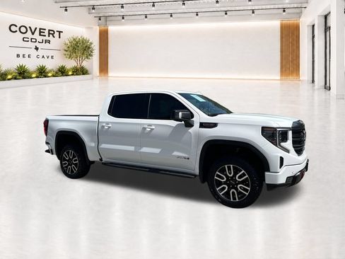 Used 2023 GMC Sierra 1500 AT4 w/ AT4 Premium Package AWD/4WD image 16