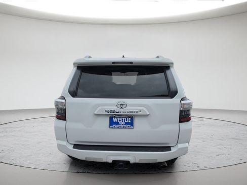 Used 2014 Toyota 4Runner SR5 w/ Convenience Package AWD/4WD image 4