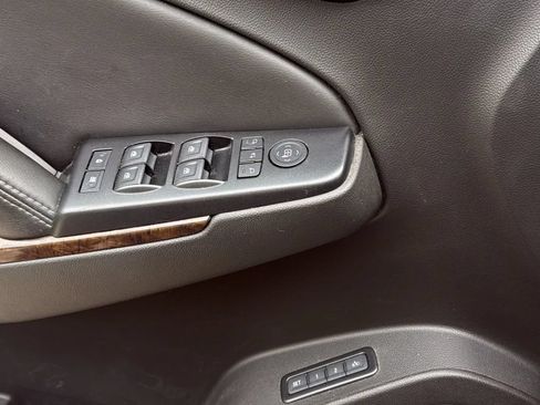 Used 2018 Chevrolet Tahoe LT RWD image 13