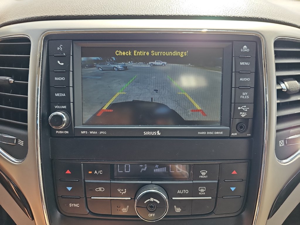Used 2011 Jeep Grand Cherokee Laredo RWD image 24