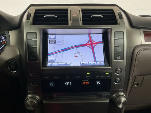 Used 2013 Lexus GX 460 image 11