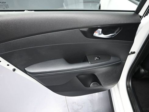 Certified 2024 Kia Forte GT-Line w/ GT-Line Premium Package image 30