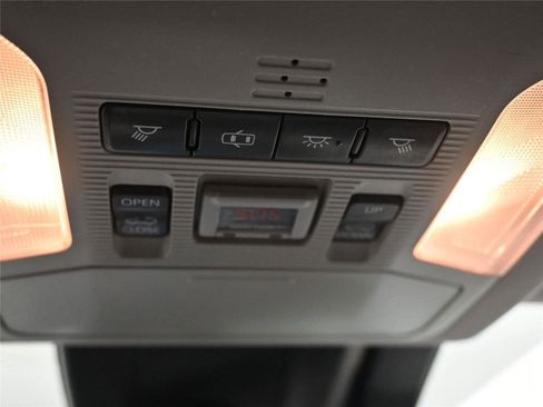 Used 2019 Toyota RAV4 XLE w/ Convenience Package image 19