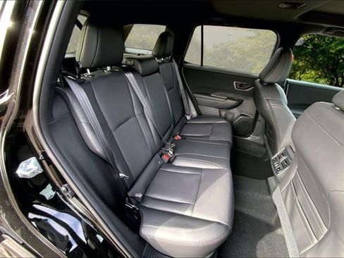 New 2026 Subaru Outback Limited image 9