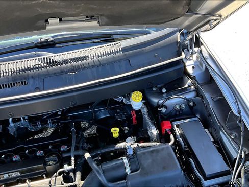 Used 2020 Dodge Journey SE w/ SE Popular Equipment Group image 32