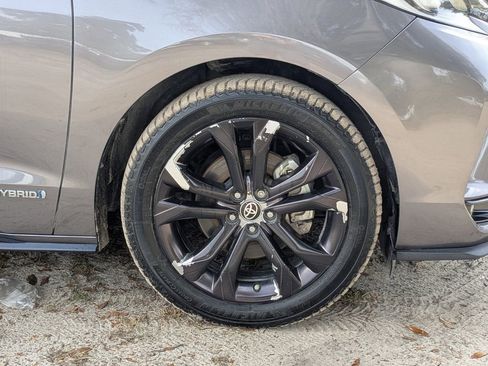 Used 2021 Toyota Sienna XSE image 10